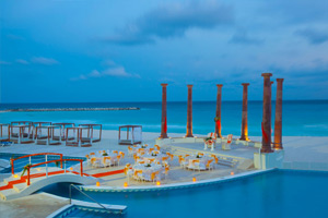  Krystal Cancun Beach Resort - With OPTIONAL All-Inclusive 